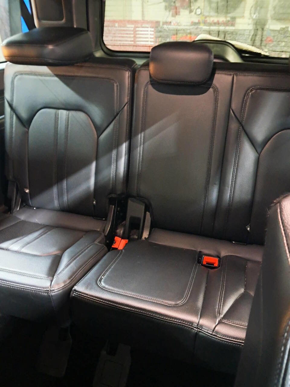 Used 2018 Ford Expedition Max Limited w/ Equipment Group 301A AWD/4WD image 4