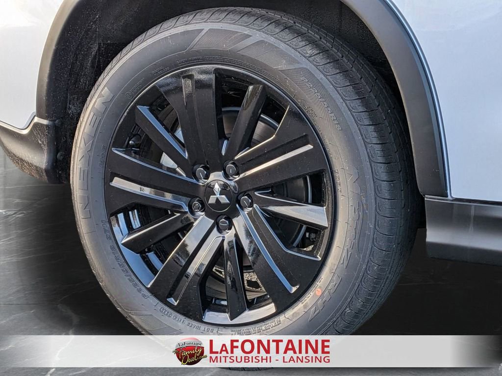 New 2025 Mitsubishi Outlander Sport LE image 29