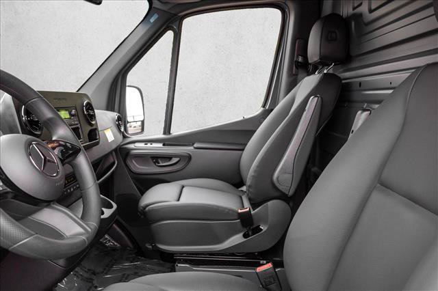 New 2026 Mercedes-Benz Sprinter 2500 image 11