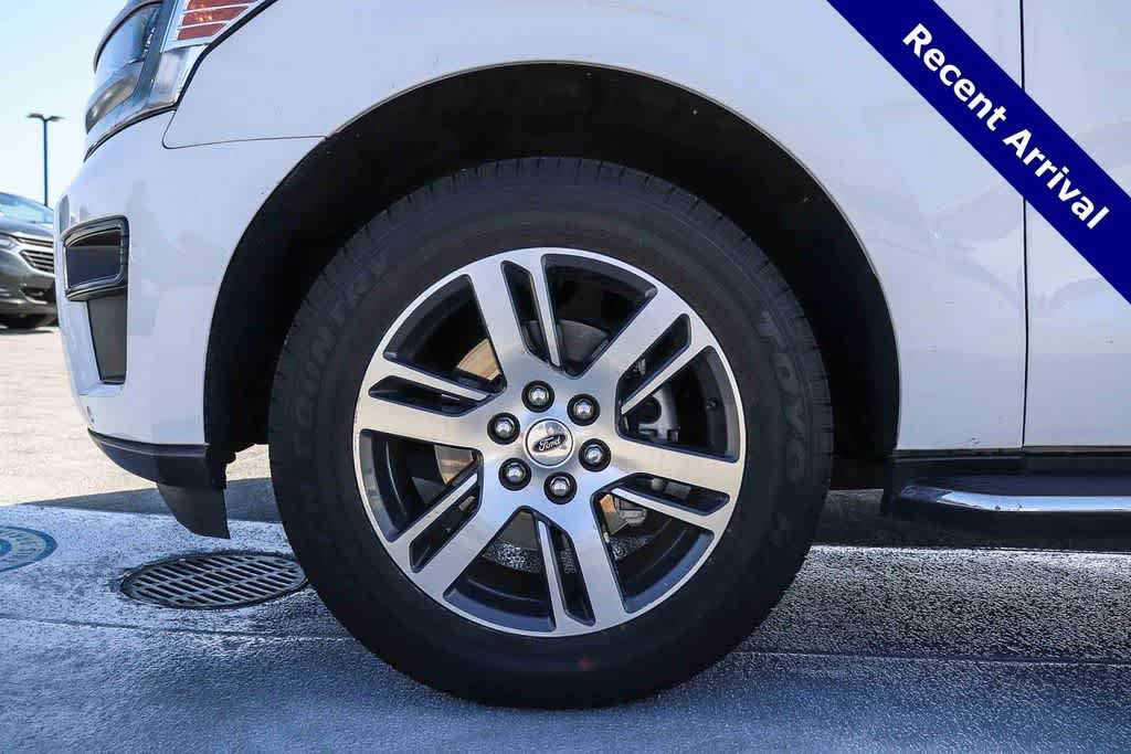 Used 2022 Ford Expedition XLT RWD image 11