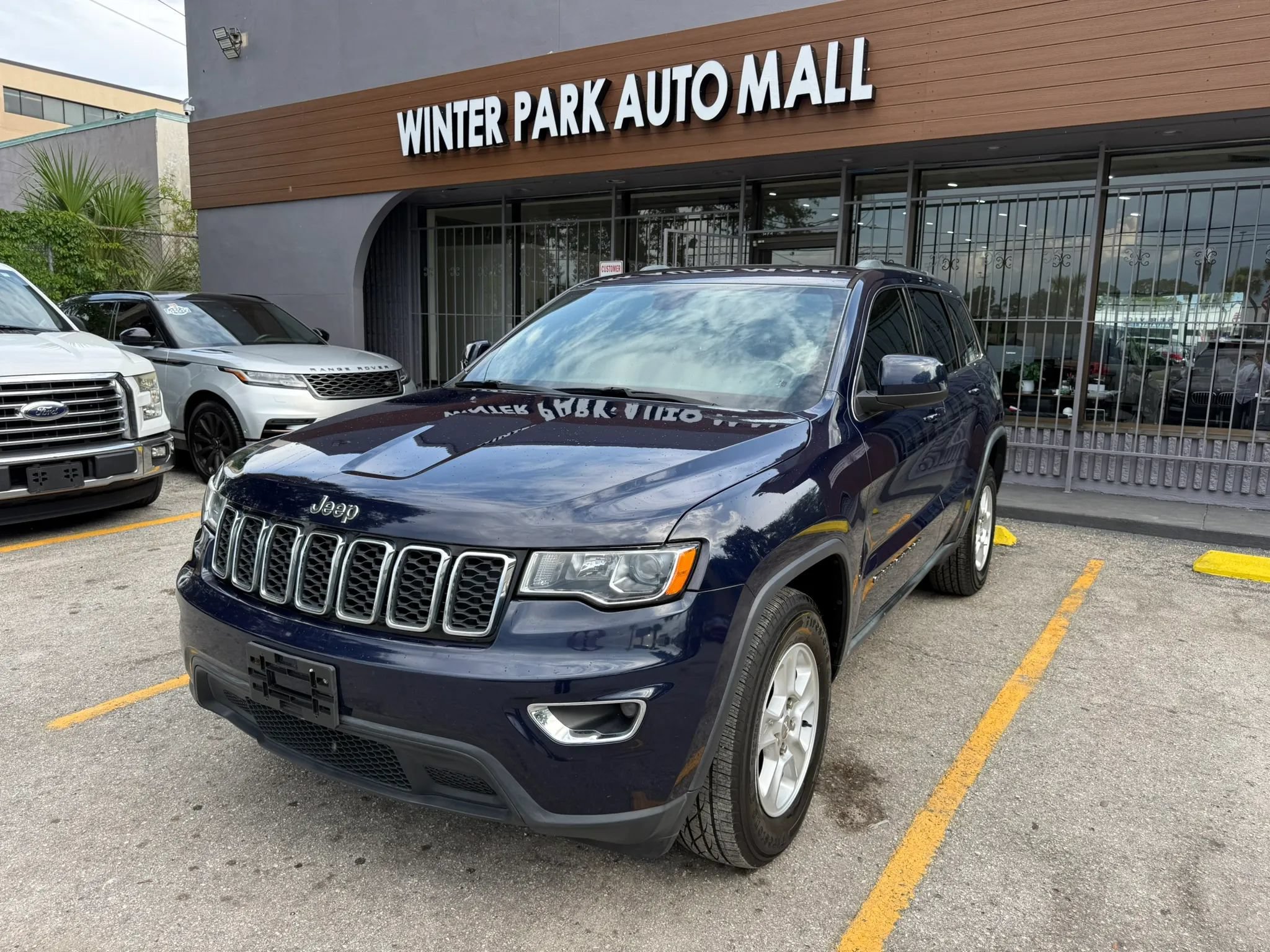 Used 2017 Jeep Grand Cherokee Laredo w/ Quick Order Package 2BE