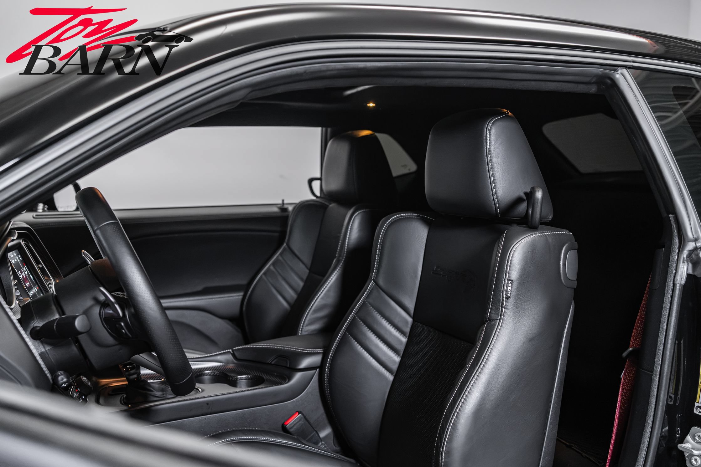 Used 2022 Dodge Challenger SRT Hellcat RWD image 21
