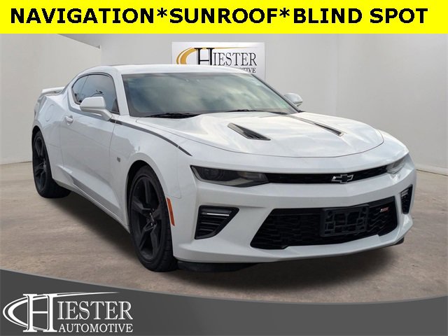 Used 2016 Chevrolet Camaro SS image 1