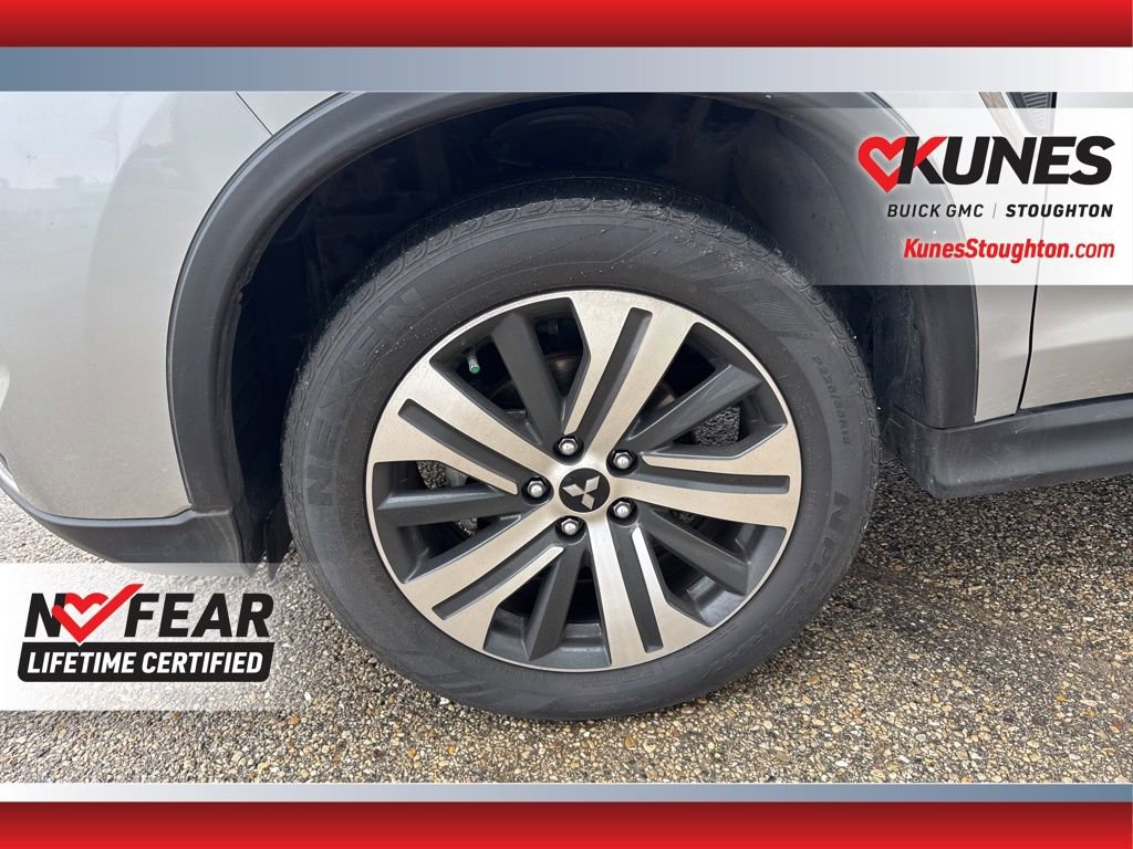 Used 2022 Mitsubishi Outlander Sport SE image 16