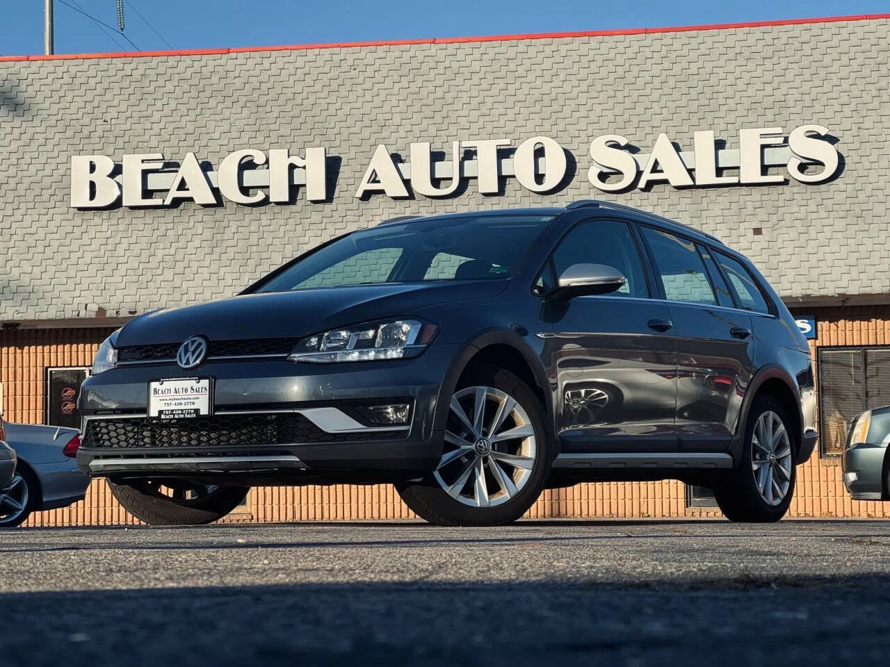 Used 2019 Volkswagen Golf Alltrack SE AWD/4WD image 1