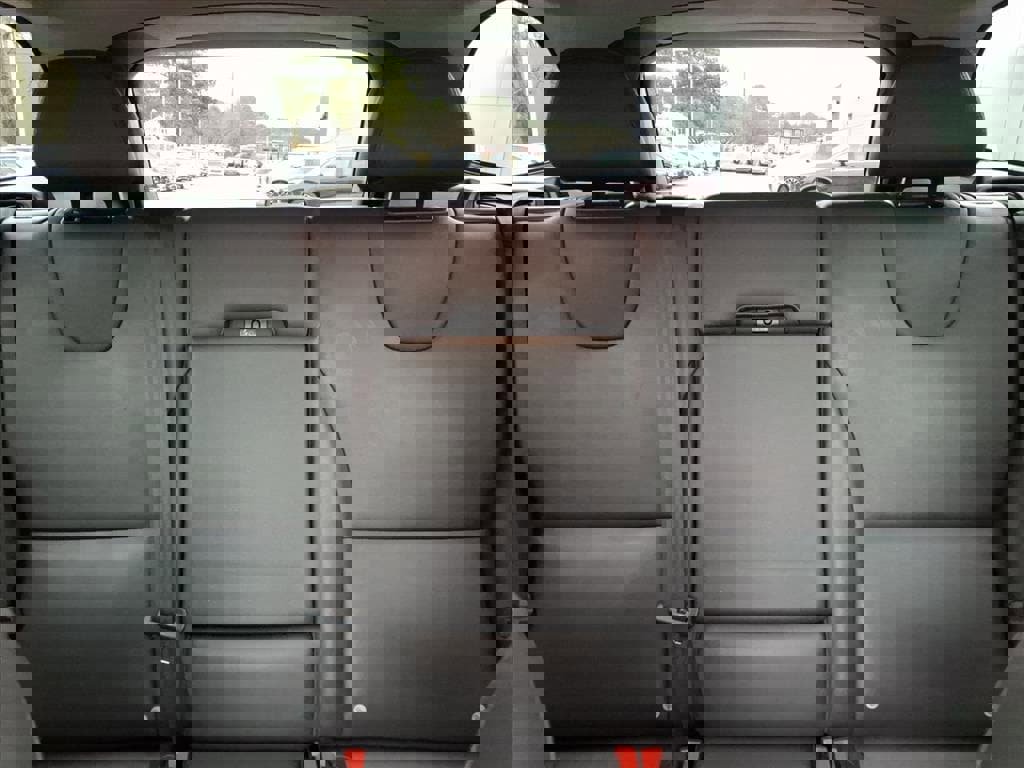 Used 2017 Volvo XC60 T5 Inscription w/ Preferred Option Package image 19