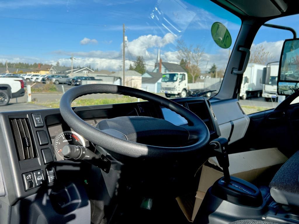 New 2024 Chevrolet Low Cab Forward 5500HD RWD image 27