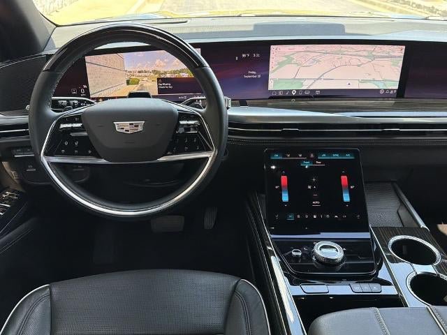 Certified 2025 Cadillac Escalade Premium Luxury AWD/4WD image 25