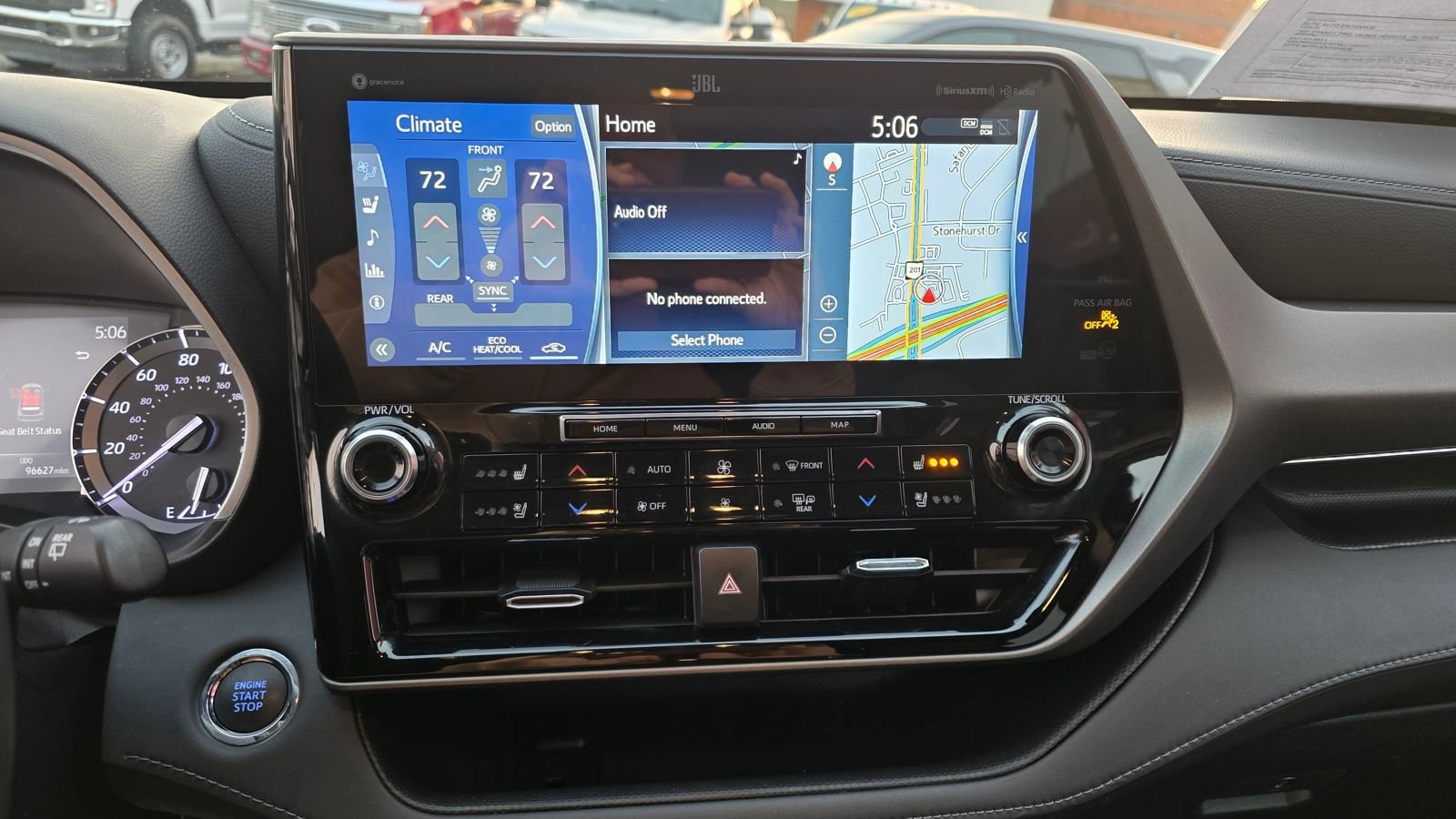 Used 2022 Toyota Highlander Limited image 17