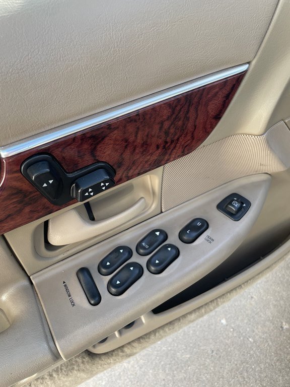 Used 2001 Mercury Grand Marquis LS image 7