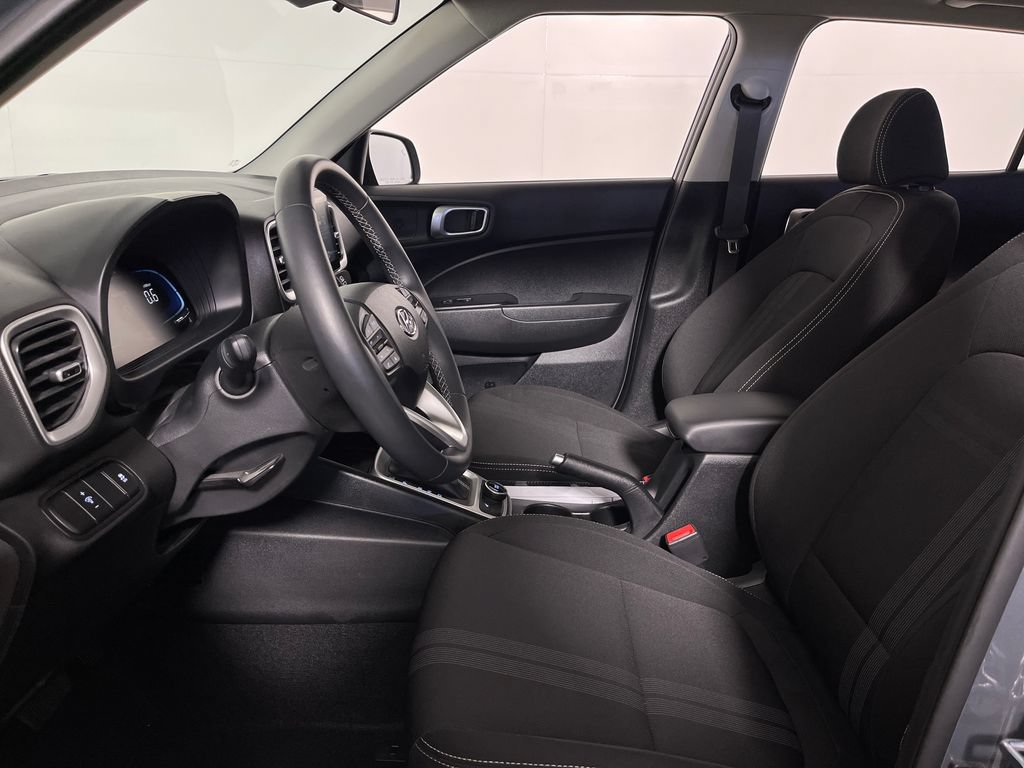 Certified 2026 Hyundai Venue SEL FWD image 13