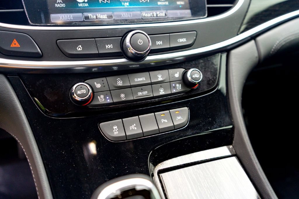 Used 2019 Buick LaCrosse Premium w/ Driver Confidence Package II FWD image 15