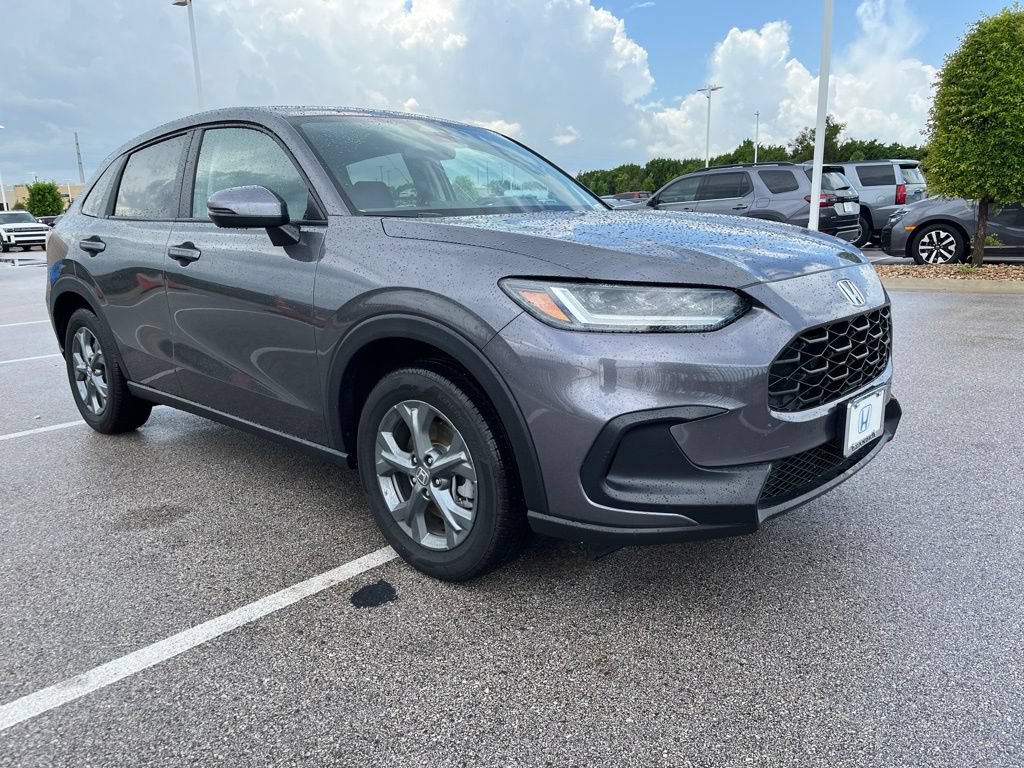 Certified 2026 Honda HR-V LX image 3