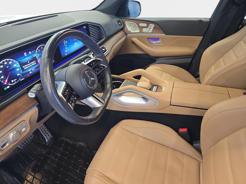 Used 2024 Mercedes-Benz GLS 450 4MATIC image 20