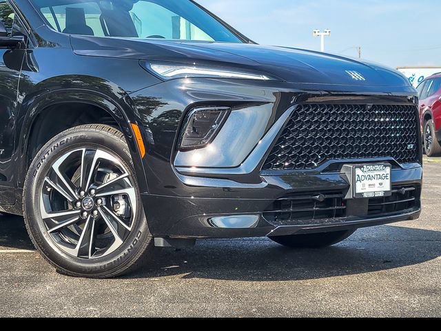 Certified 2026 Buick Enclave Sport Touring w/ Power Package AWD/4WD image 3