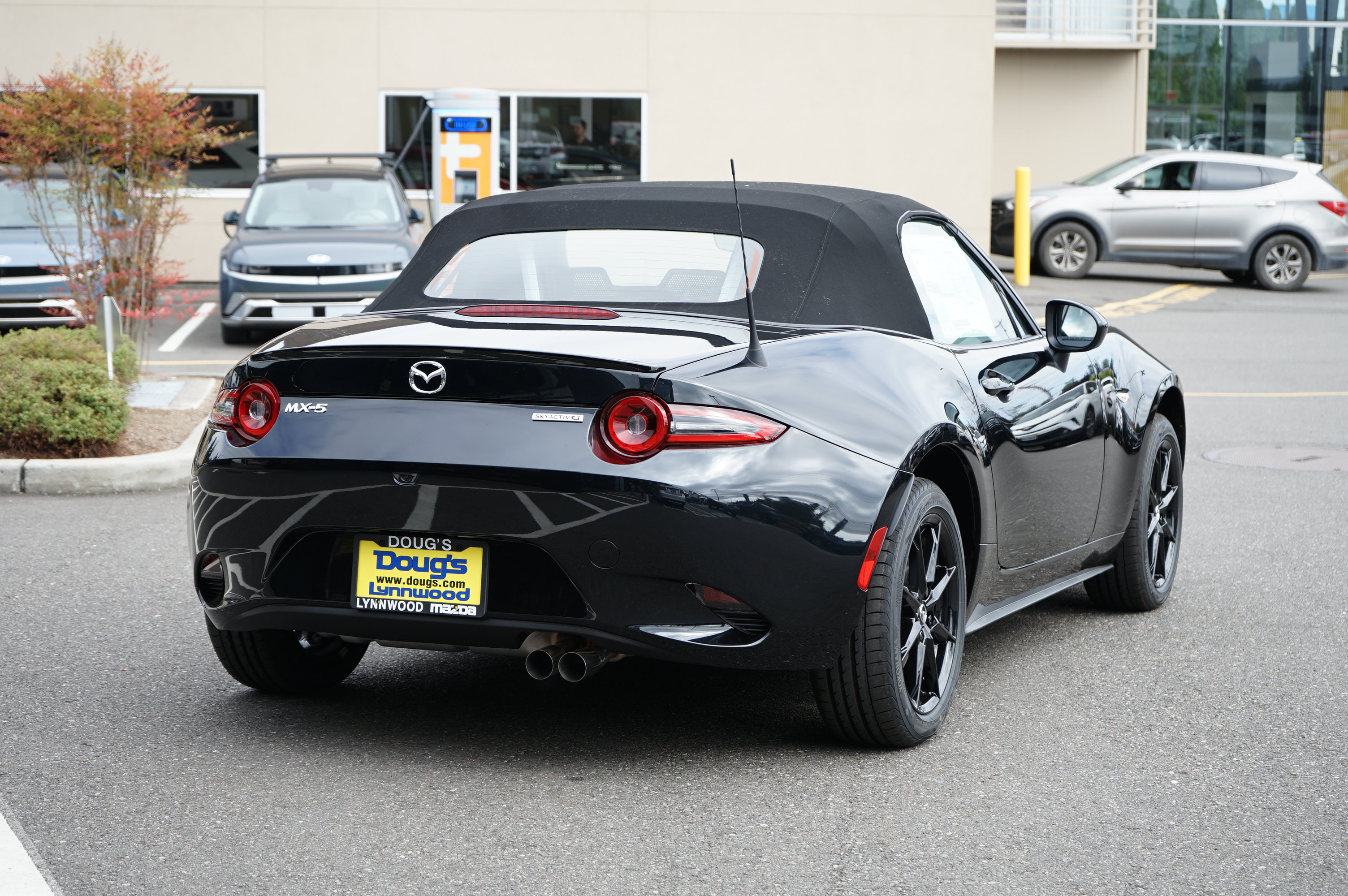 New 2026 MAZDA MX-5 Miata Sport w/ Weather Package RWD image 5