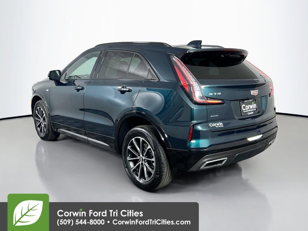 Used 2024 Cadillac XT4 Sport image 11