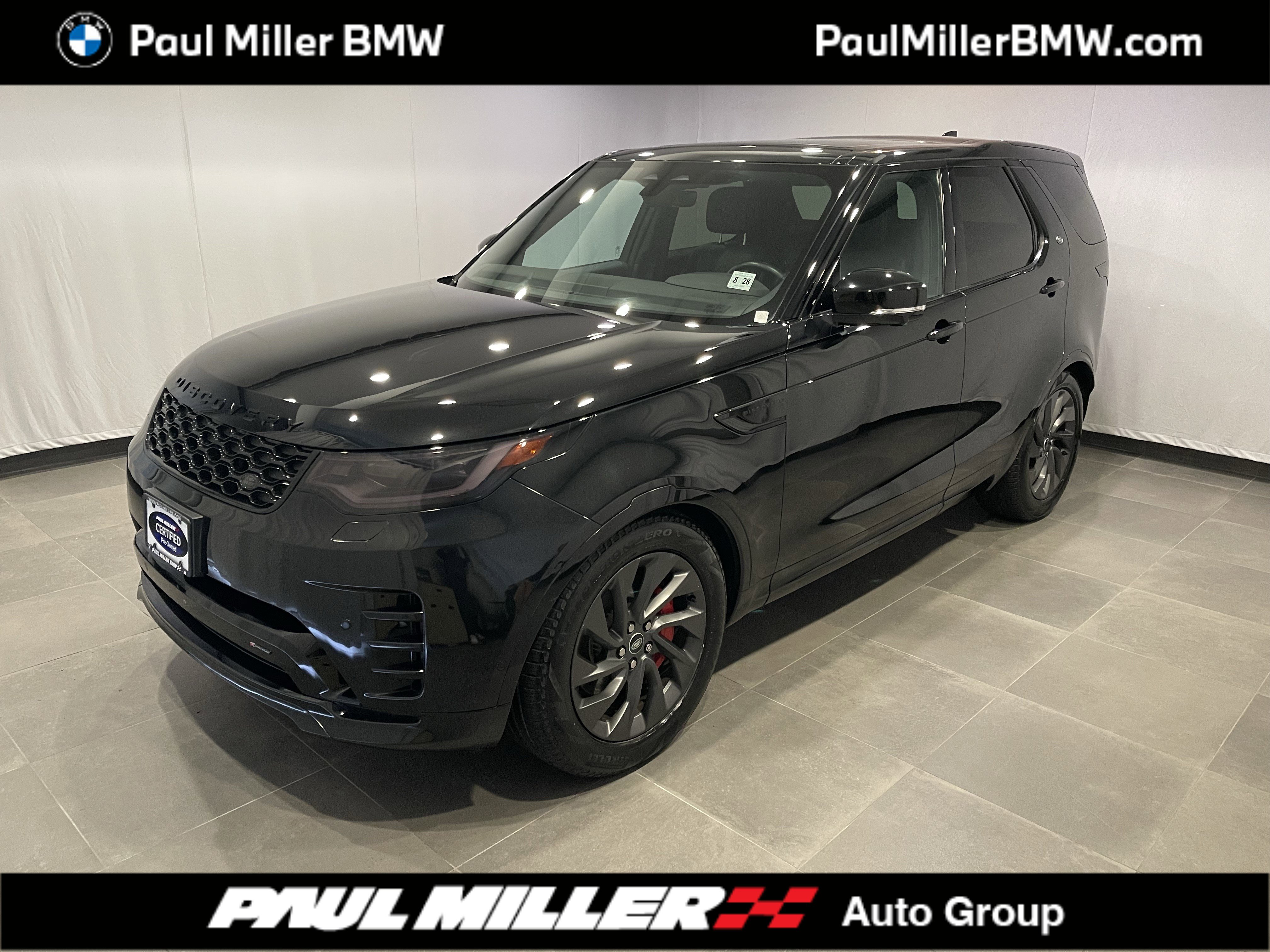 Used 2023 Land Rover Discovery S R-Dynamic image 1