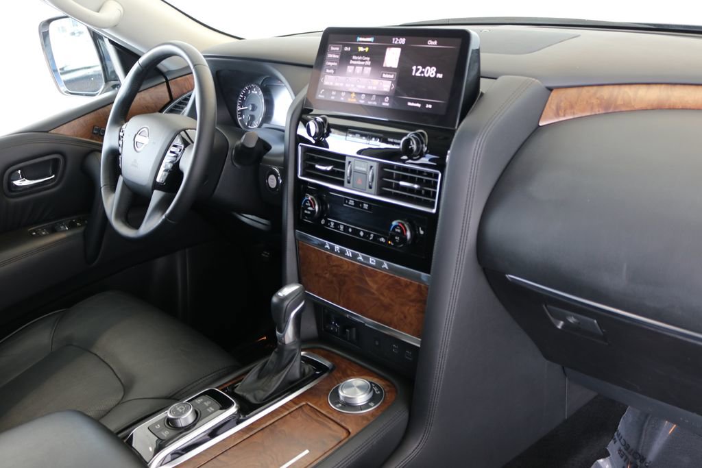 Used 2024 Nissan Armada SL image 41