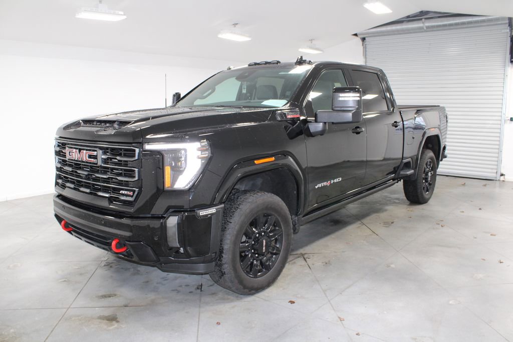 Used 2024 GMC Sierra 2500 AT4 w/ AT4 Premium Plus Package image 4