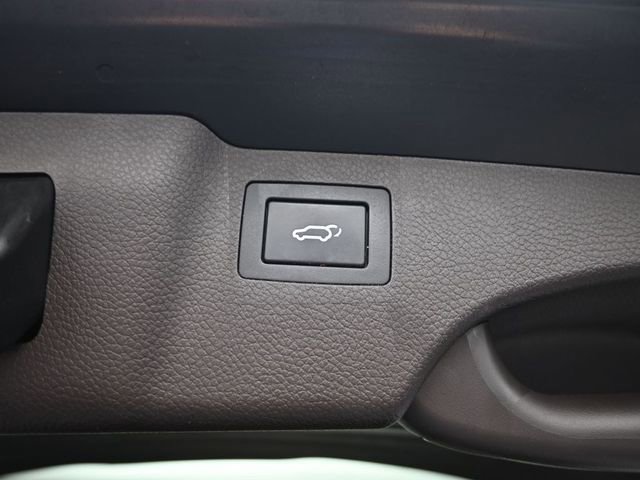 Used 2017 Hyundai Santa Fe Sport w/ 2.4L Tech Package 04 image 28