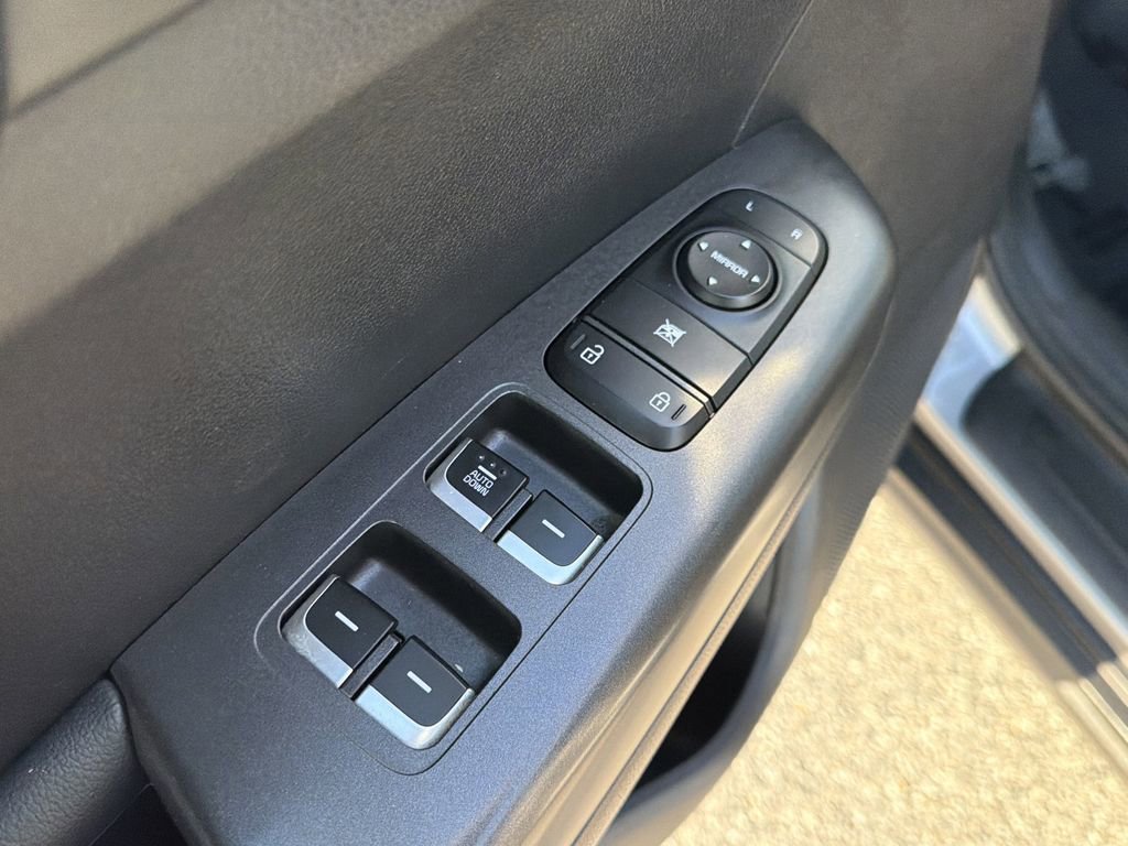 Used 2022 Kia Sportage LX image 22