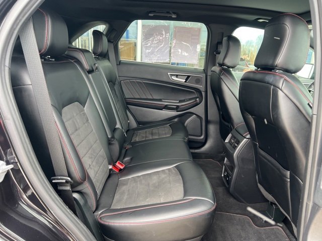 Used 2022 Ford Edge ST-Line image 27