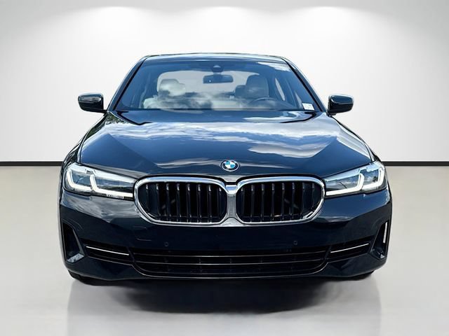 Used 2023 BMW 530i w/ Premium Package RWD image 9
