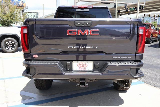New 2026 GMC Sierra 2500 Denali w/ Denali Reserve Package image 5