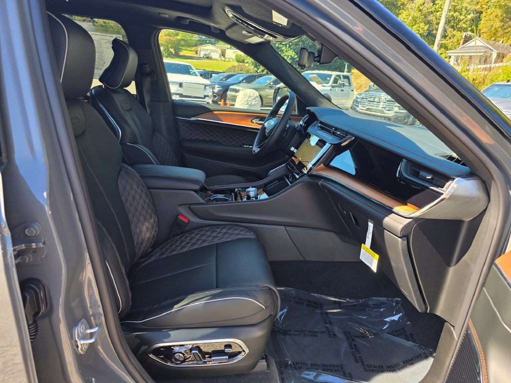 New 2027 Jeep Grand Cherokee Summit AWD/4WD image 27