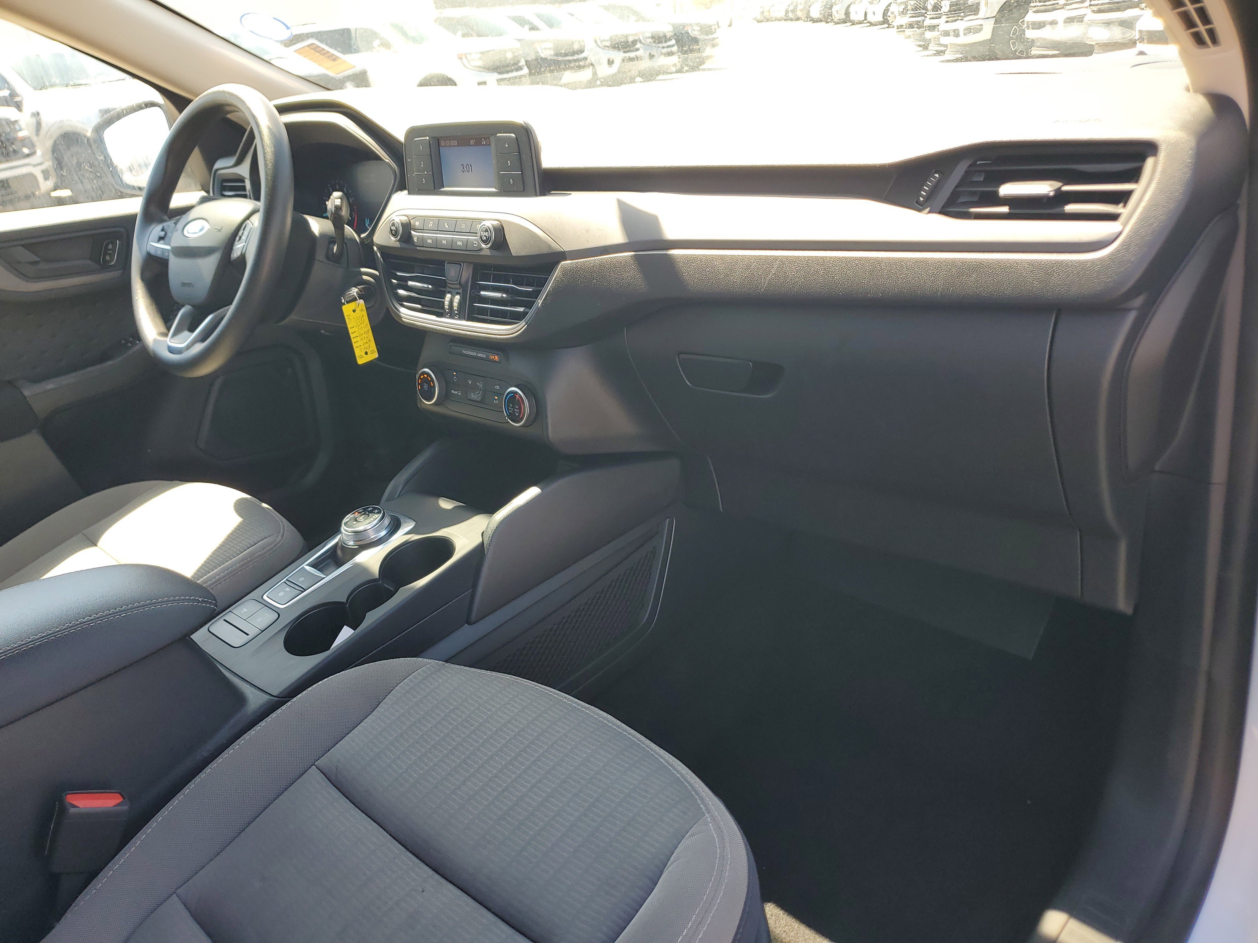 Used 2020 Ford Escape S image 17