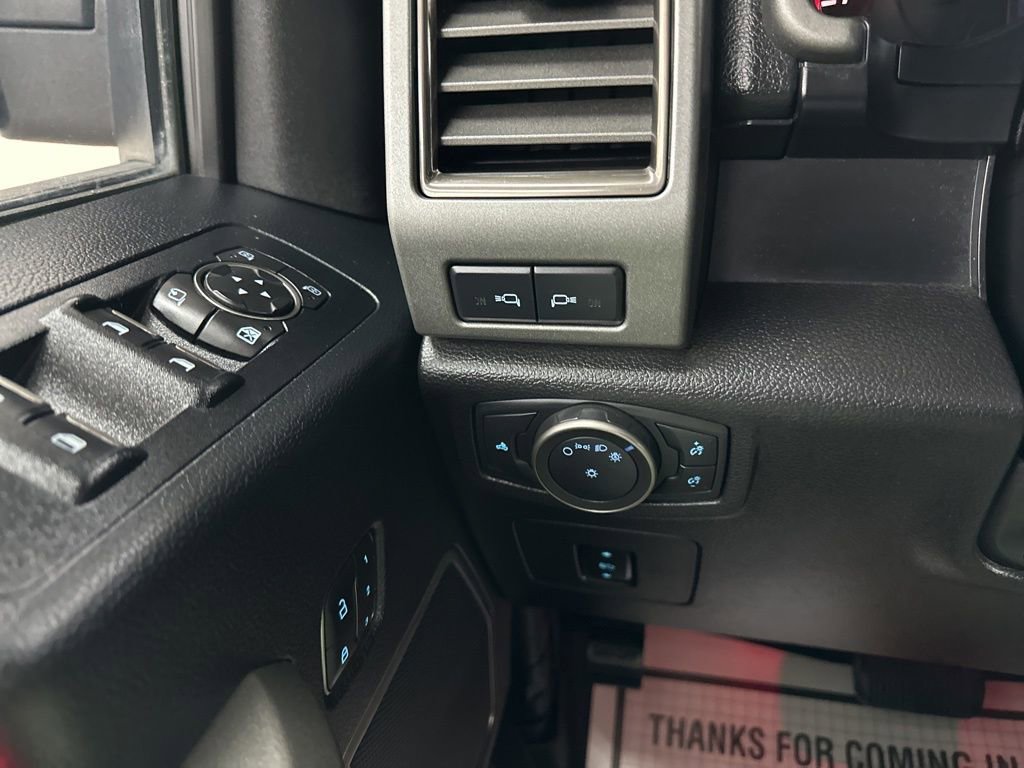 Used 2017 Ford F150 Raptor w/ Equipment Group 802A Luxury image 39