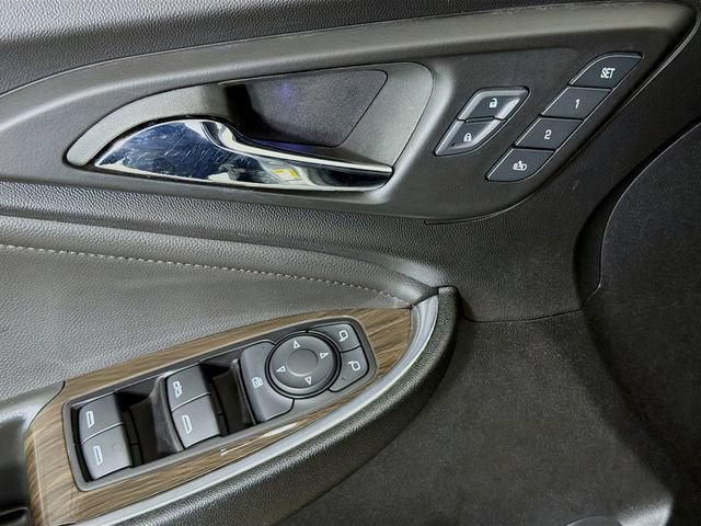 Used 2024 Chevrolet Malibu LT FWD image 16
