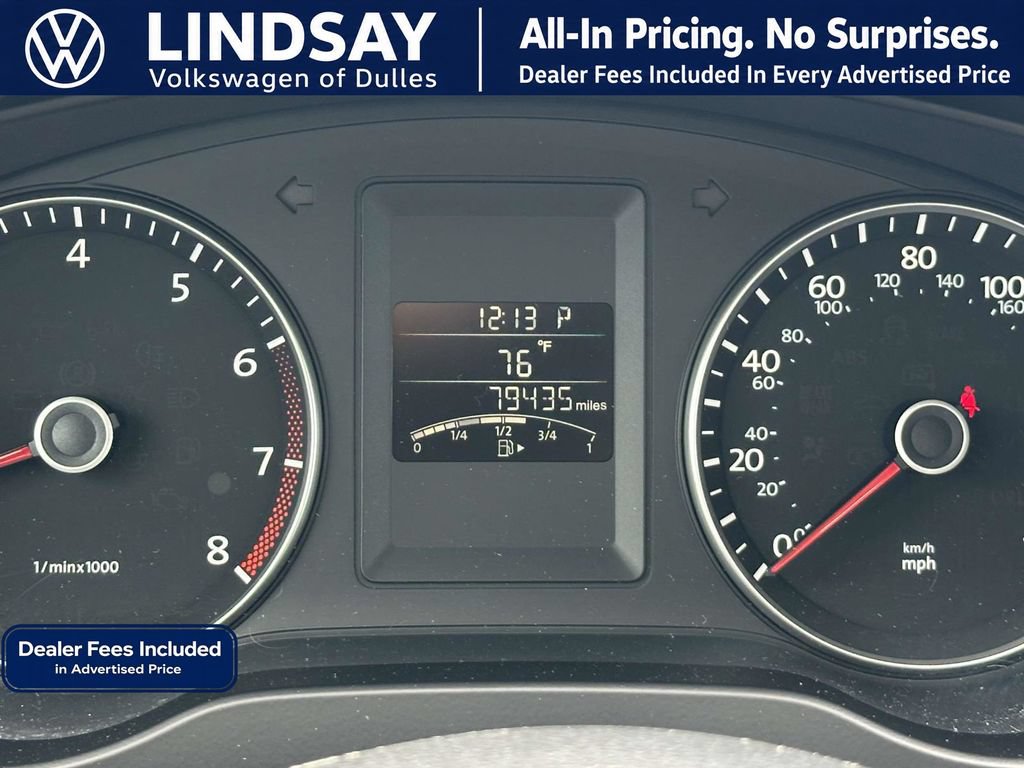 Used 2013 Volkswagen Jetta SE FWD image 25