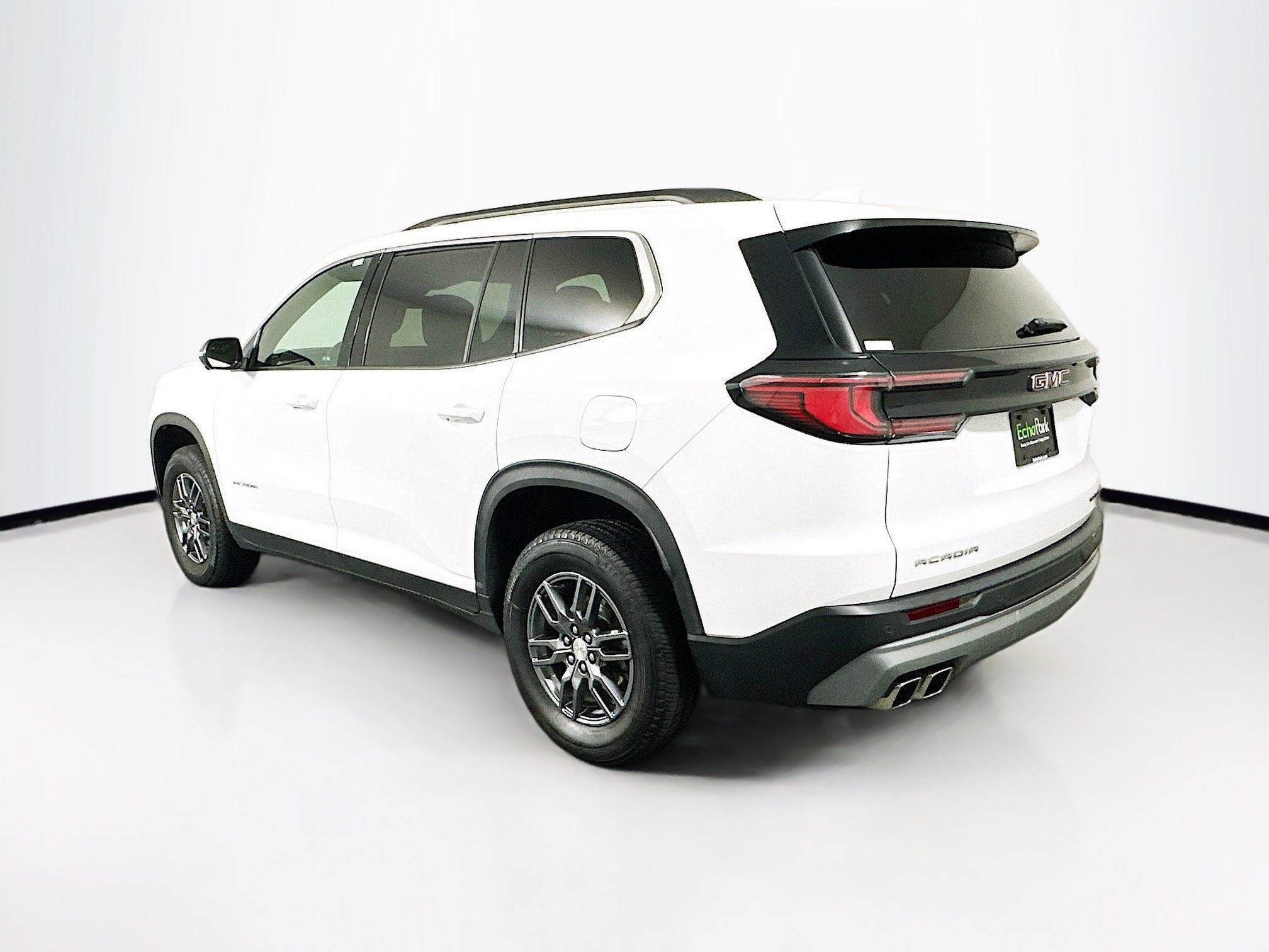 Used 2025 GMC Acadia Elevation image 5