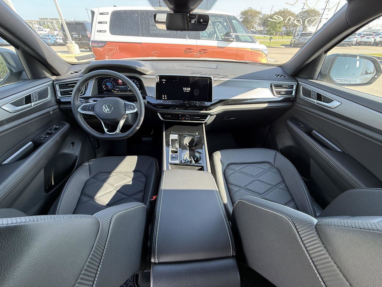 New 2026 Volkswagen Atlas Cross Sport SE image 12