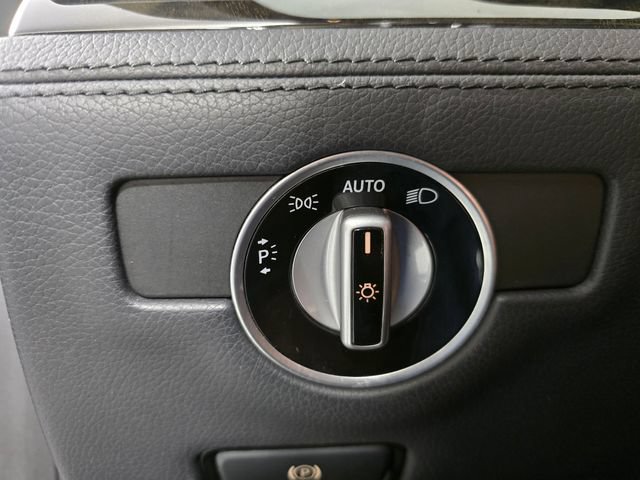 Used 2017 Mercedes-Benz SL 450 image 25