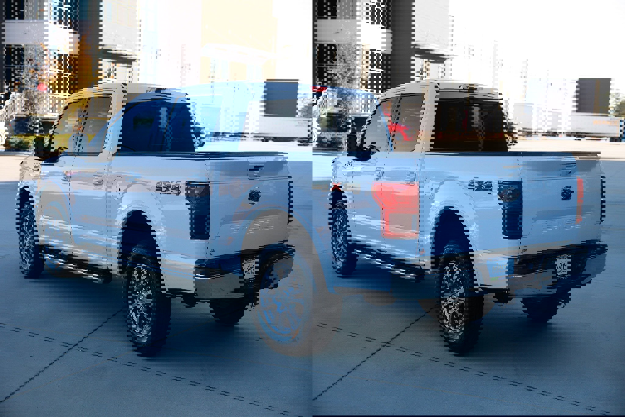 Used 2020 Ford F150 Lariat image 9