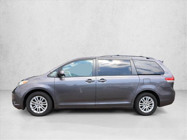 Used 2012 Toyota Sienna XLE FWD image 8