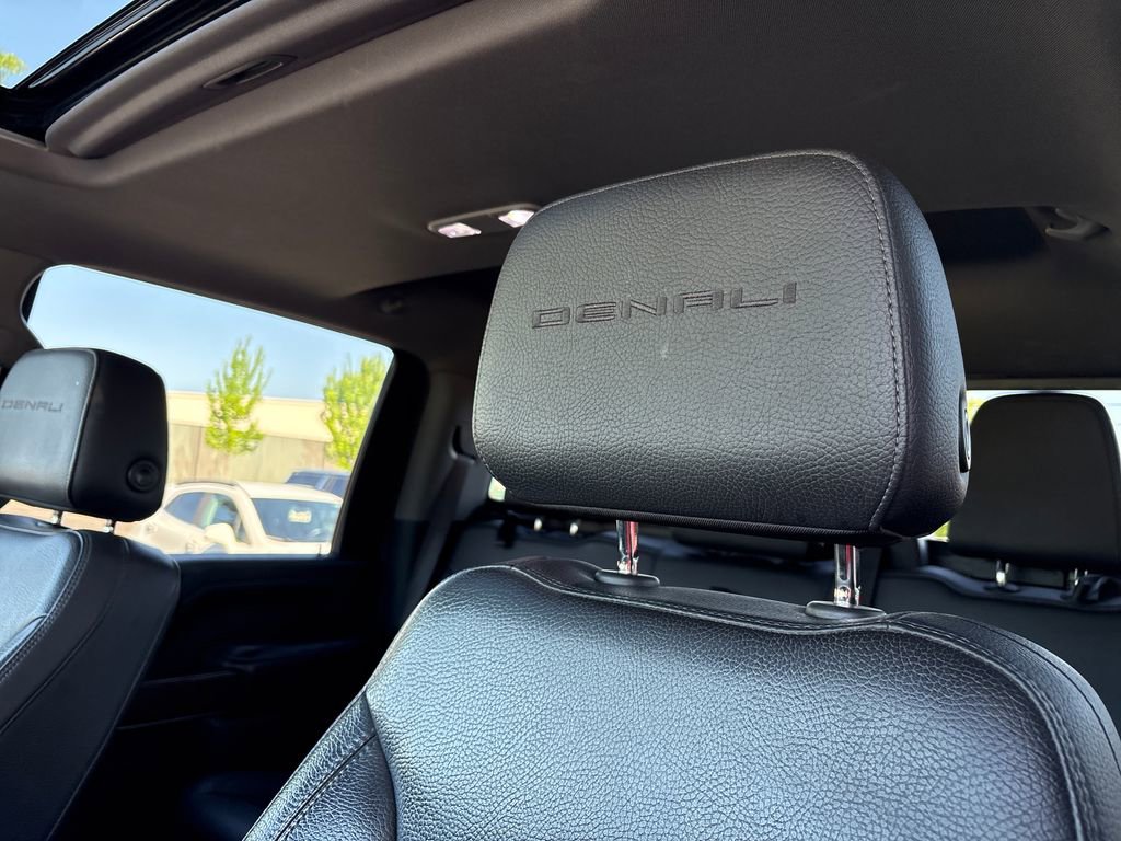 Used 2020 GMC Sierra 2500 Denali w/ Denali Ultimate Package AWD/4WD image 16