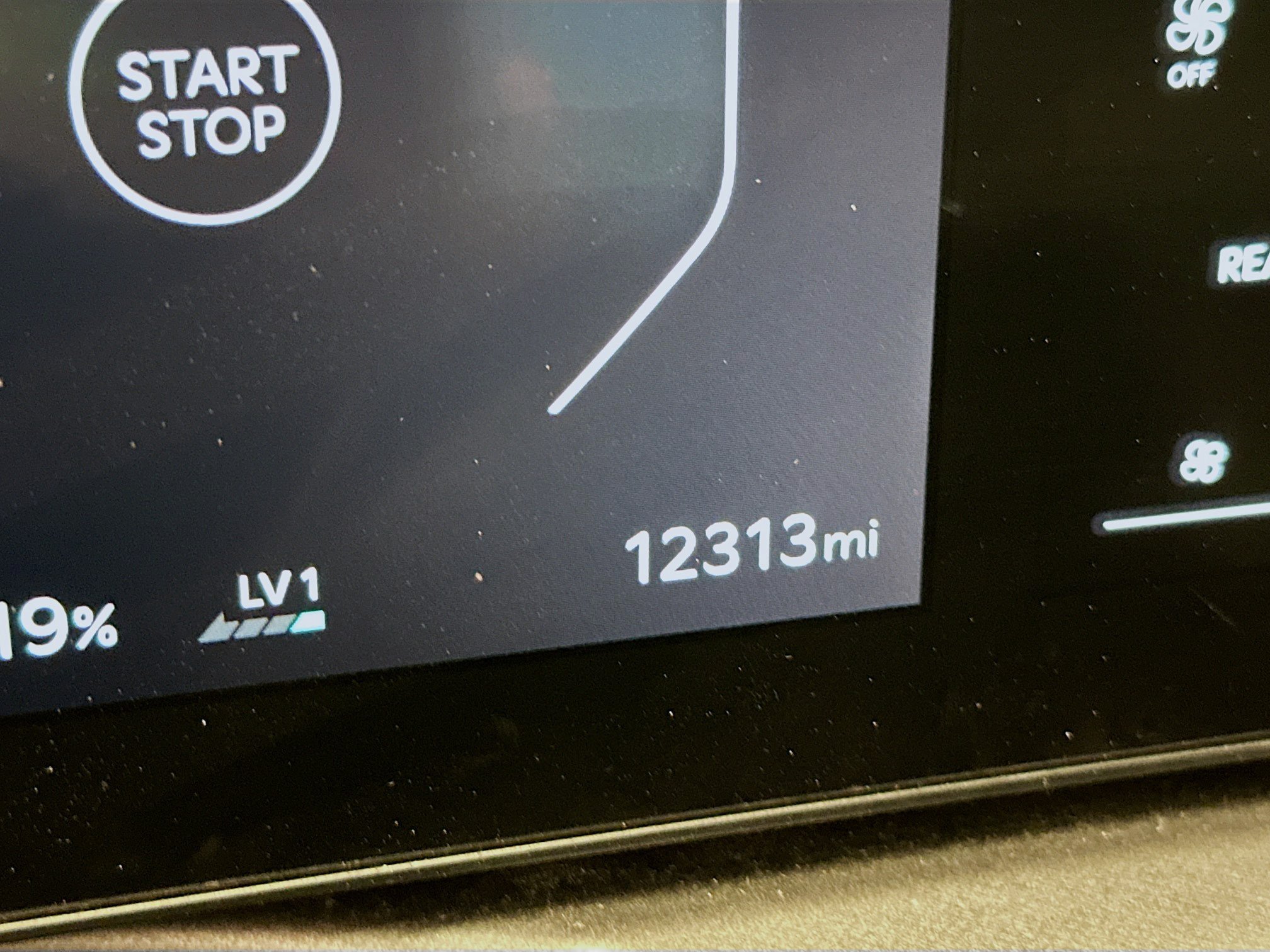 Used 2024 Kia EV9 Wind AWD/4WD image 19
