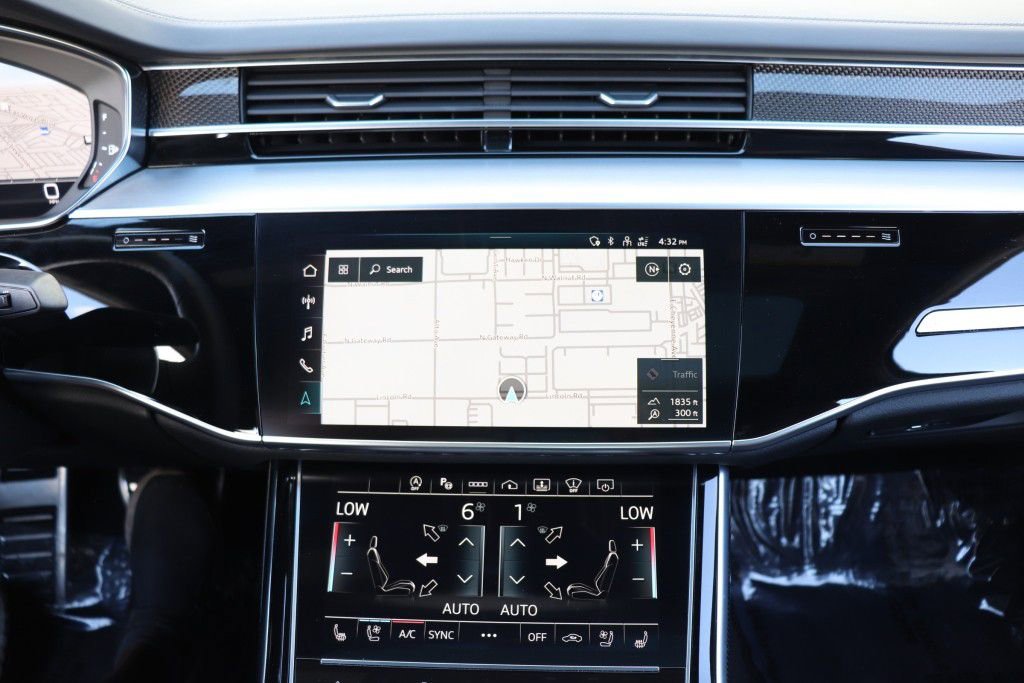 Used 2023 Audi S8 AWD/4WD image 48