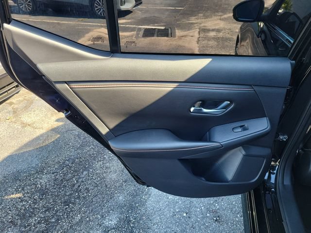 Used 2024 Nissan Sentra SR FWD image 13