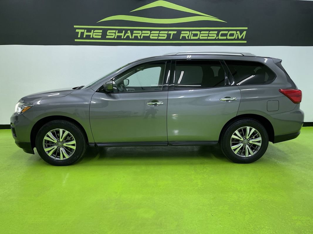 Used 2020 Nissan Pathfinder SV image 6