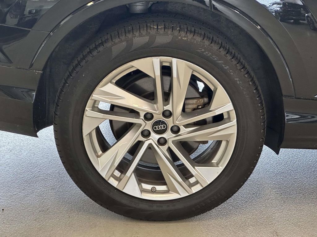Used 2024 Audi Q7 2.0T Premium AWD/4WD image 7