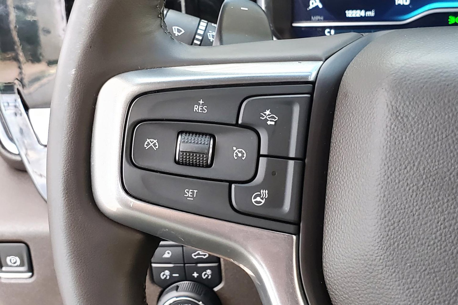 Used 2024 Chevrolet Silverado 1500 LT Trail Boss w/ LT Trail Boss Premium Package image 12