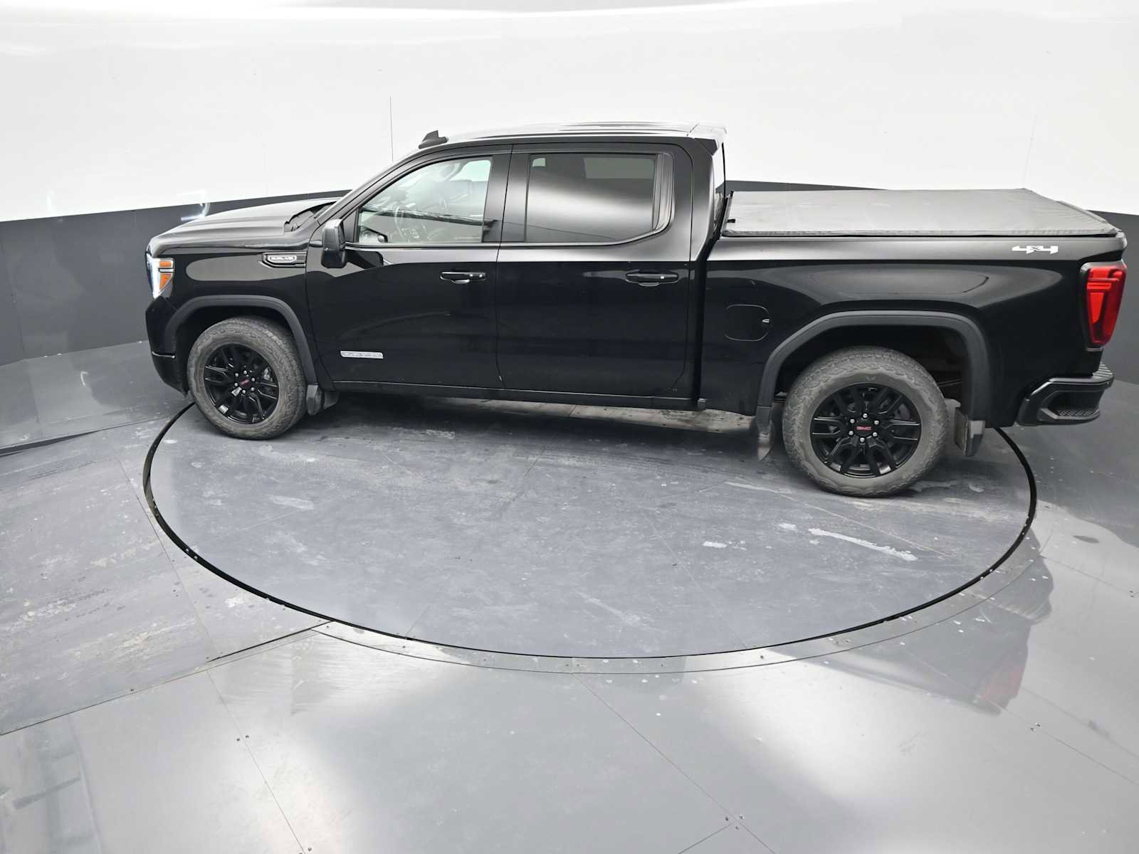 Used 2021 GMC Sierra 1500 Elevation image 20