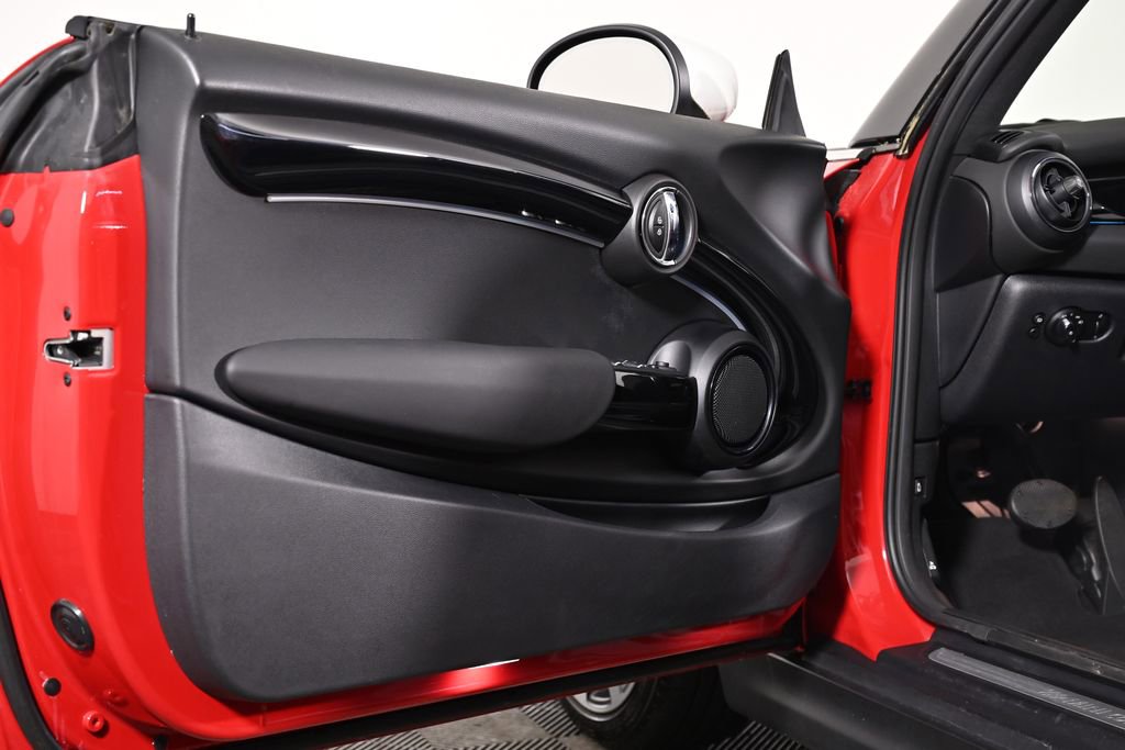 Used 2023 MINI Cooper S image 33