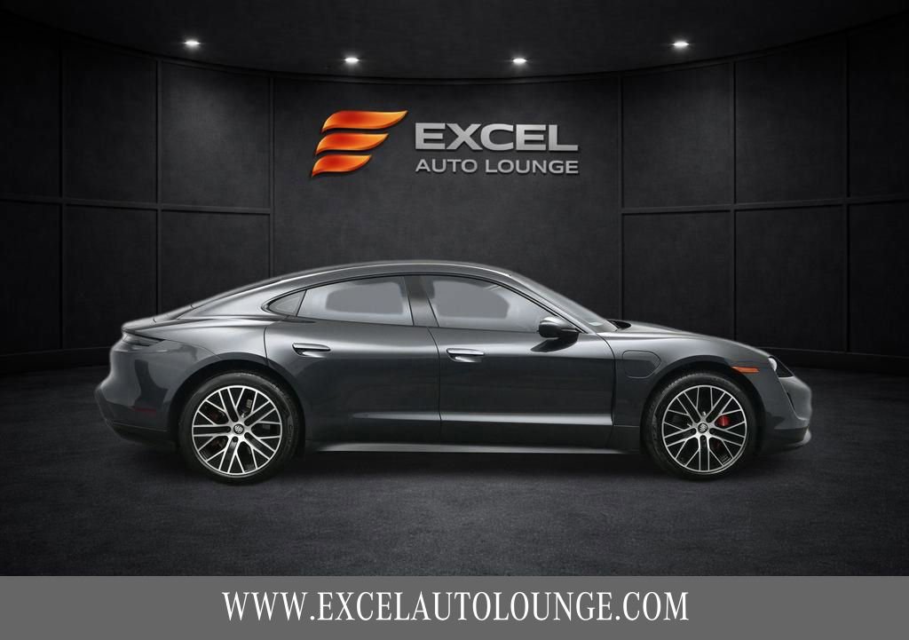 Used 2022 Porsche Taycan 4S image 7