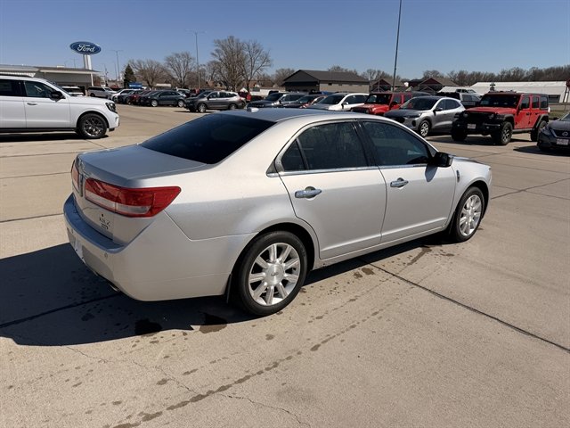 Used 2010 Lincoln MKZ AWD image 6